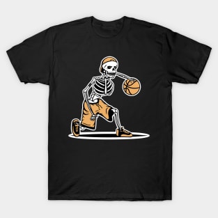 Cool skeleton basketball player dribbling T-Shirt